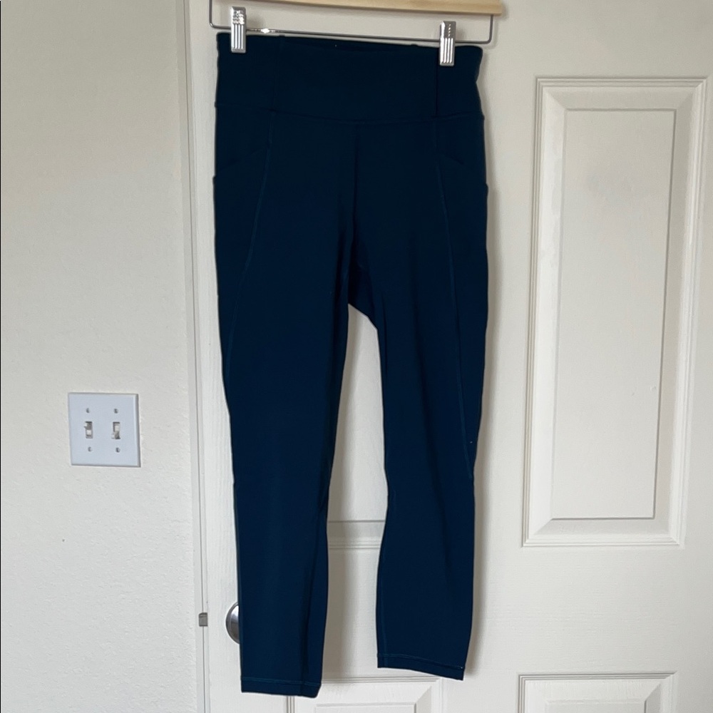Lululemon Teal Leggings, Size 6